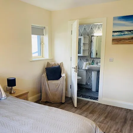 Vakantiehuis Brand New 2 Bedroom Overlooking Bay Estuary *