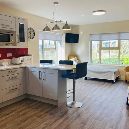 Hébergement de vacances Brand New 2 Bedroom Overlooking Bay Estuary Kenmare