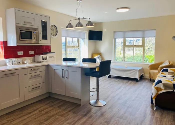 Dom wakacyjny Brand New 2 Bedroom Overlooking Bay Estuary Kenmare